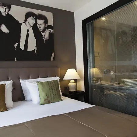 Quentin Hotel